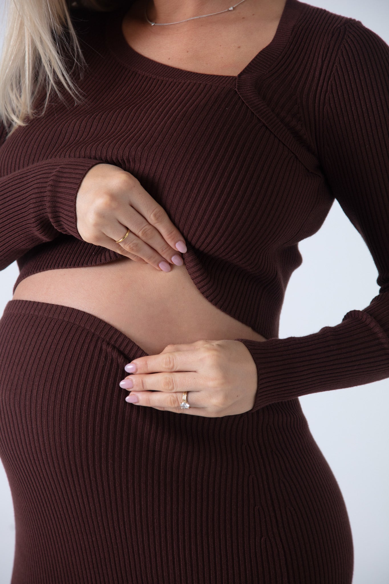 THE CUT OUT LUXE KNIT TOP / LIMITED EDITION ESPRESSO