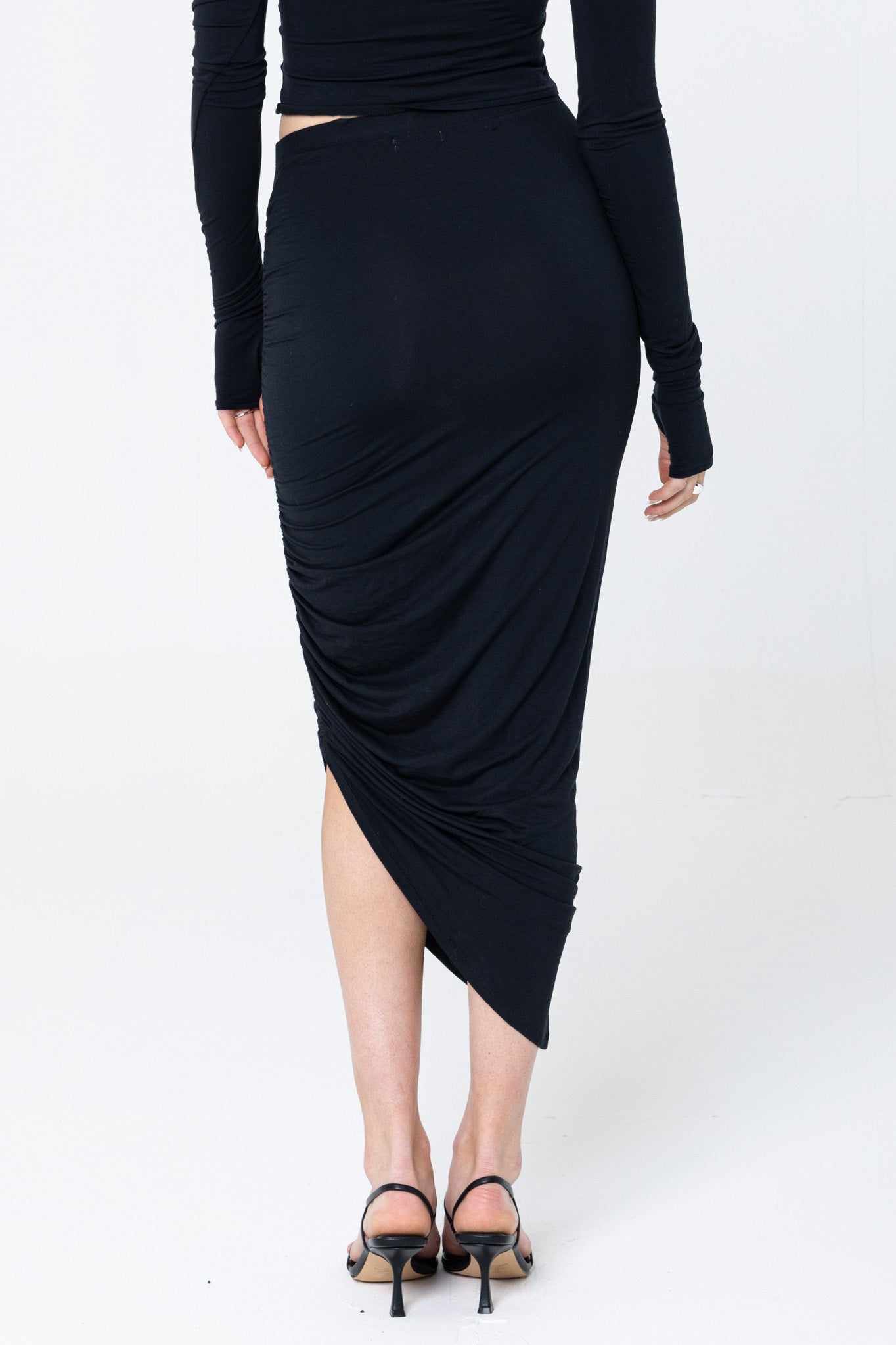 THE CINCHED ASYMMETRICAL MICRO MODAL SKIRT / ONYX