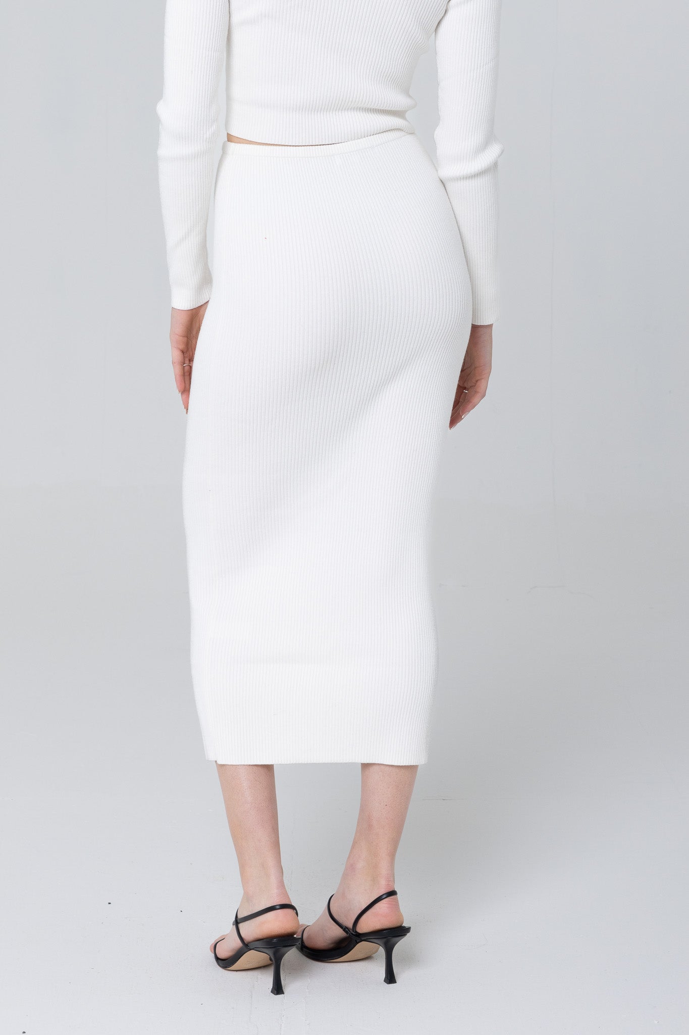 THE LUXE KNIT MIDI SKIRT / BONE