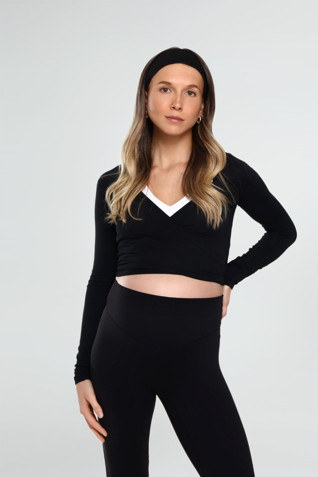 THE MICRO MODAL BALLET WRAP TOP / BLACK