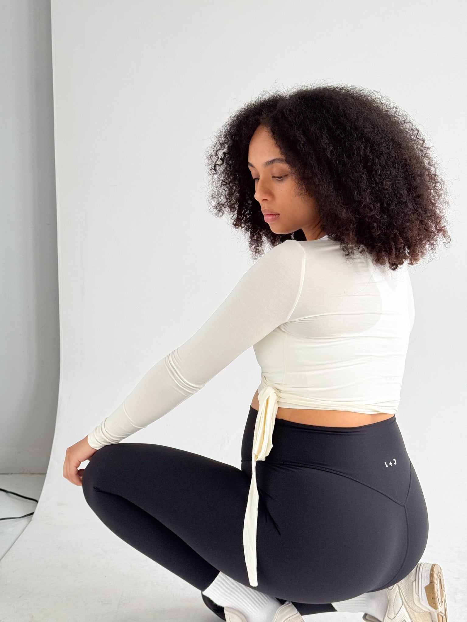 THE ESSENTIALS LEGGING / BLACK (COMING SOON)