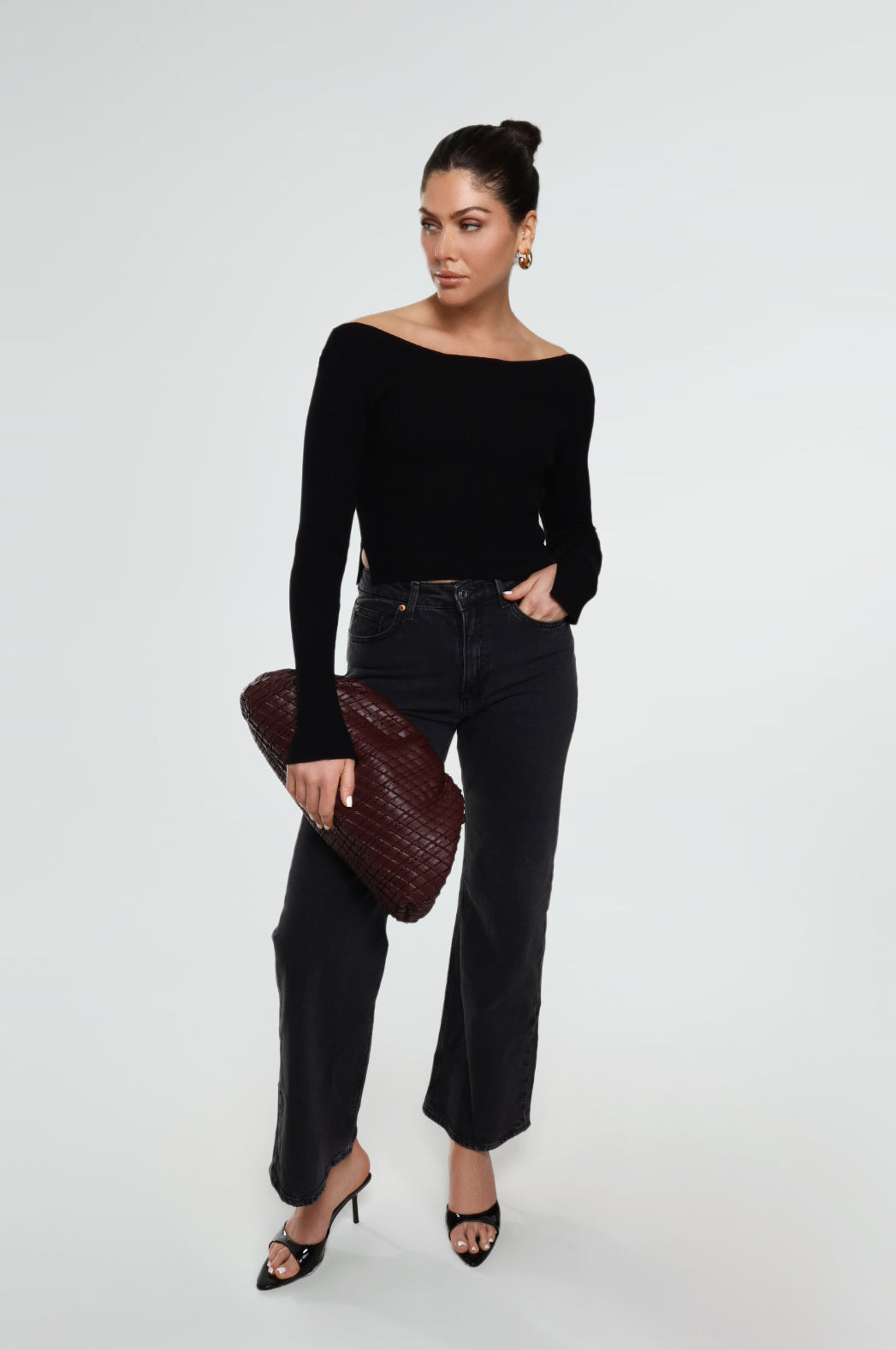 BOATNECK CROP SWEATER / ONYX